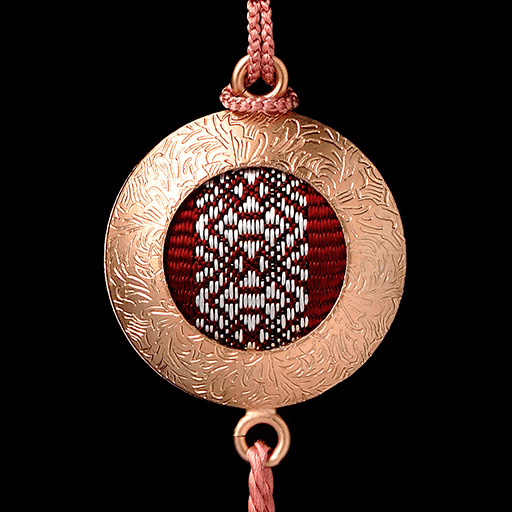 博多織 根付板と提げ飾りの一揃え 桜金 臙脂(えんじ)/白 タッセル付き